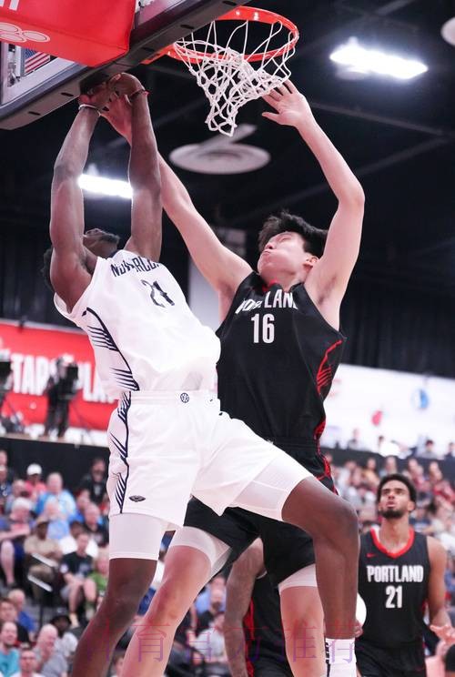 弃用艾顿！湖人终于醒悟，开拓者唱得一出好戏，可惜杨瀚森不配合